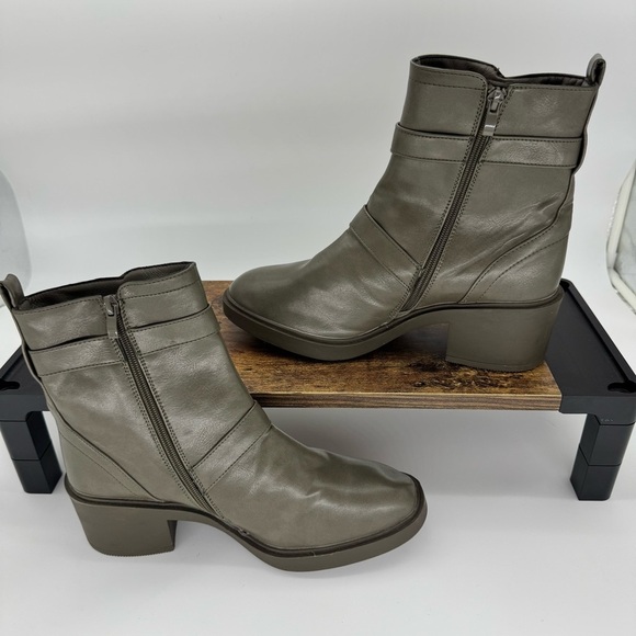 Monica Elditas Buckle Ankle Boots – Size 9.5 - Picture 9 of 11